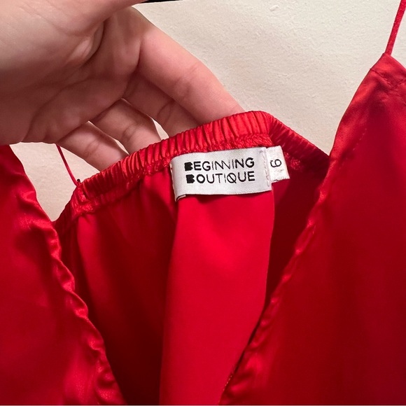 Beginning Boutique Red Tie Top - Picture 2 of 4